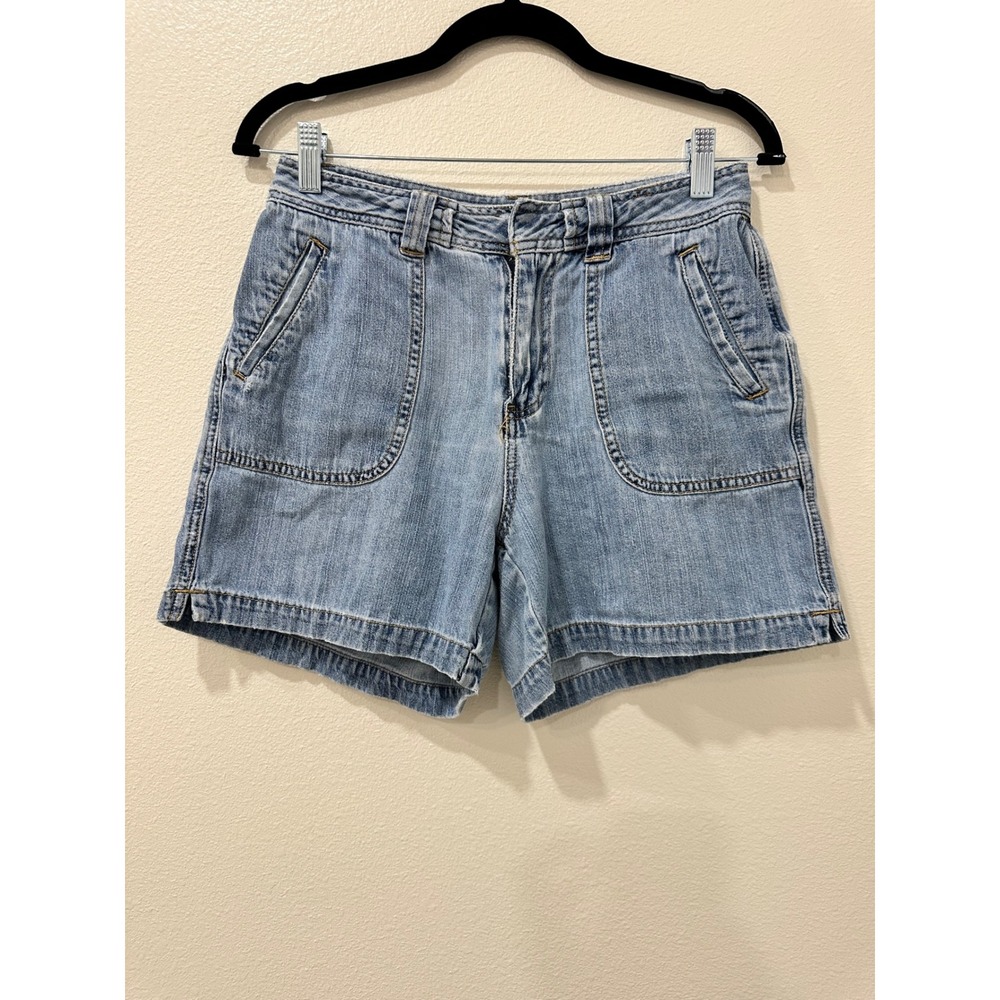 Vintage St Johns Bay Womens Light Wash Denim Utility Shorts Size 4 High Rise